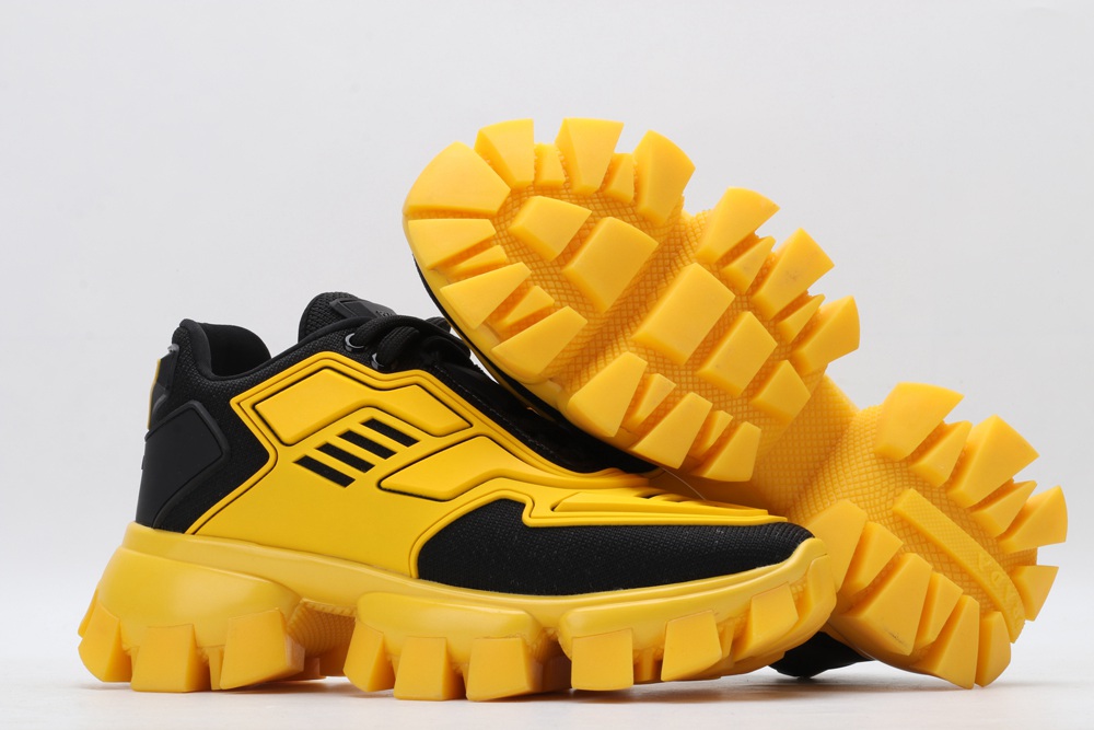 P*rada SNEAKER